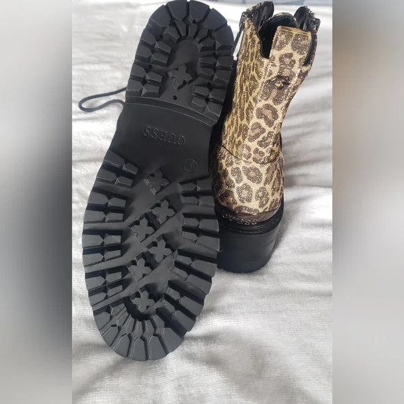 Combat boots ,Guess # 8 - Picture 3 of 4